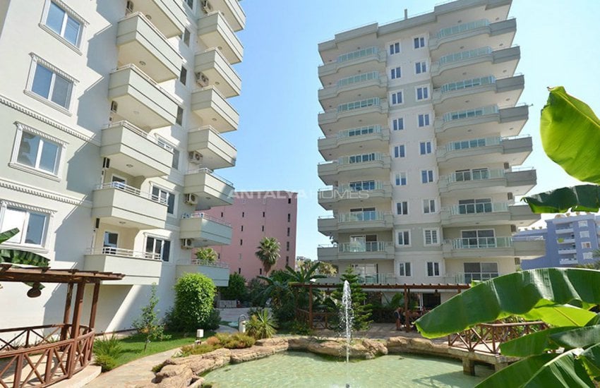 Alanya Tosmur'da Denize Yakın Site İçinde Lüks Daireler 14