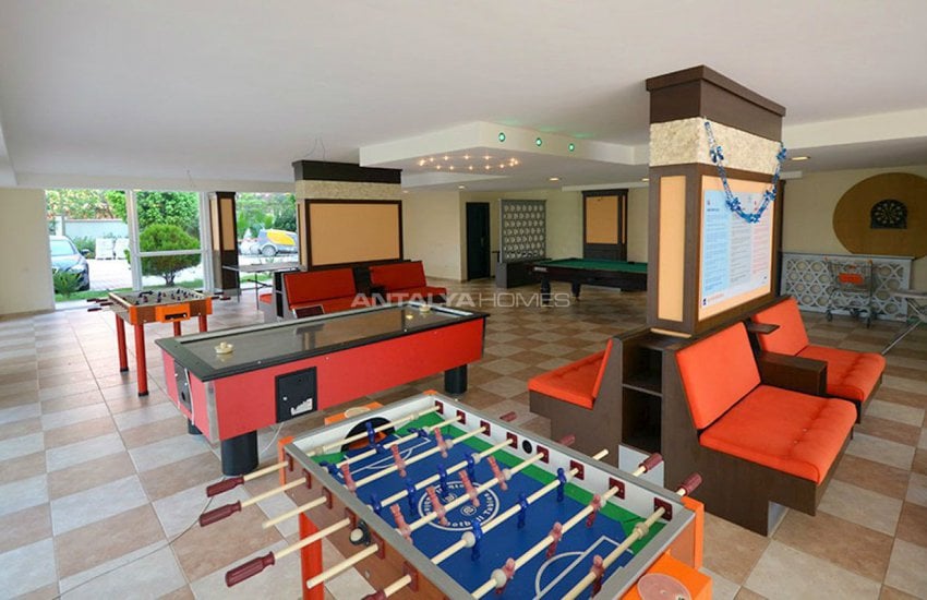 Alanya Tosmur'da Denize Yakın Site İçinde Lüks Daireler 16