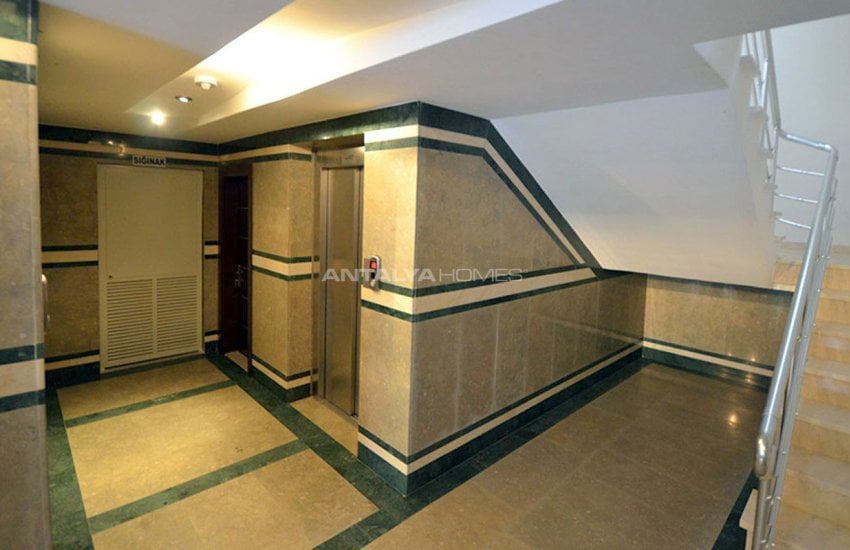 Alanya Tosmur'da Denize Yakın Site İçinde Lüks Daireler 20