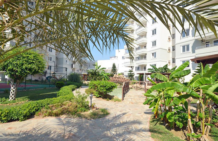 Alanya Tosmur'da Denize Yakın Site İçinde Lüks Daireler 6