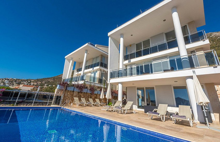 Spacious Fully Furnished Houses in Kalkan Turkey 3