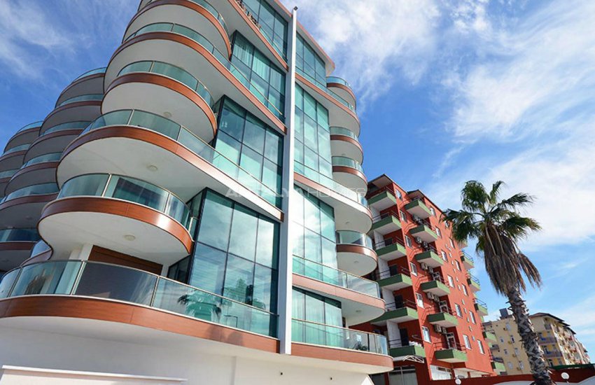 Seaside Apartments Close Social Amenities in Alanya Oba 3