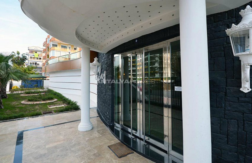 Seaside Apartments Close Social Amenities in Alanya Oba 8