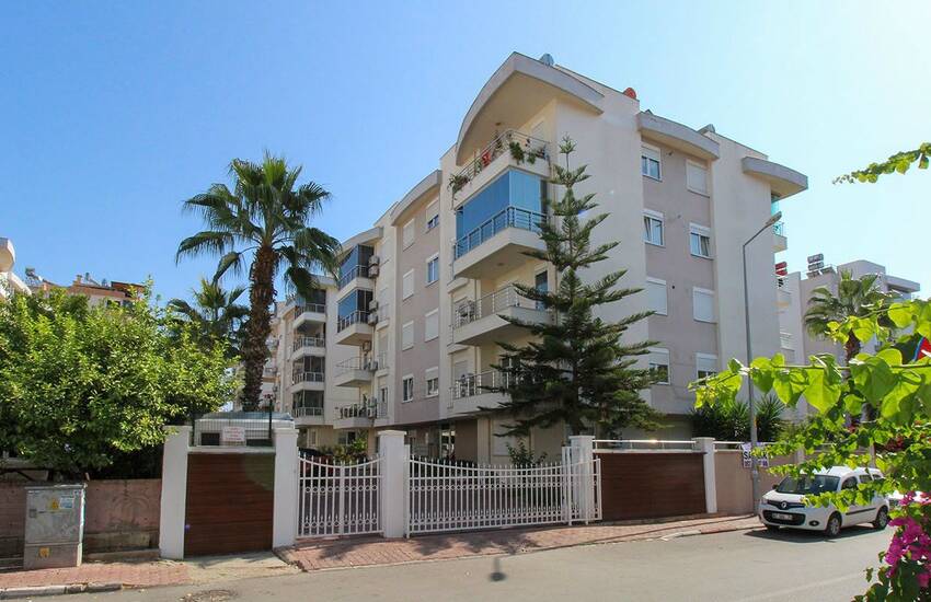 1+1 Apartment in Antalya Lara Close to All Conveniences 1