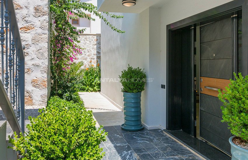 4+1 Sheltered Kalkan Villa Overlooking Bay and Islands 12