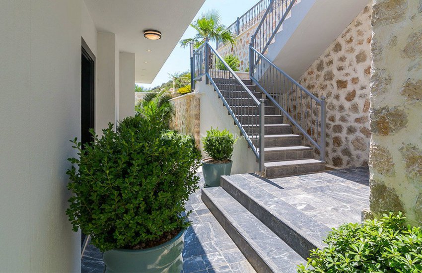 4+1 Sheltered Kalkan Villa Overlooking Bay and Islands 13