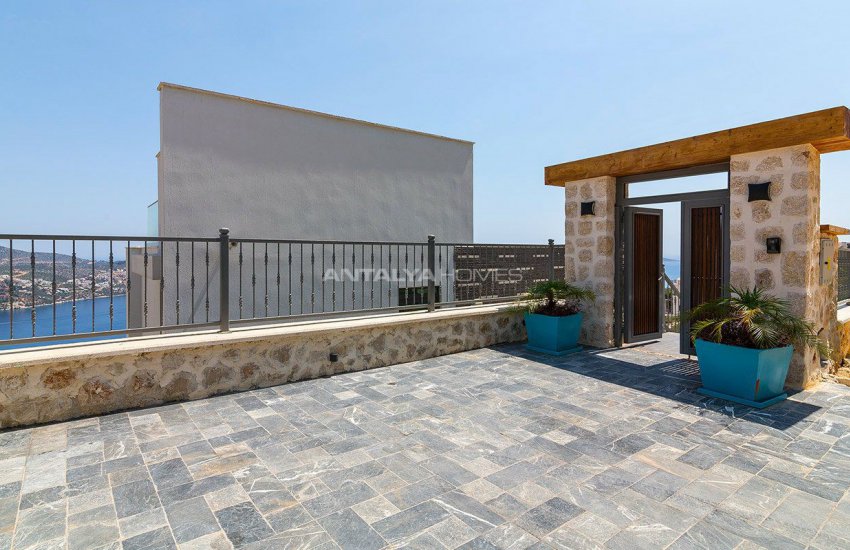 4+1 Sheltered Kalkan Villa Overlooking Bay and Islands 14