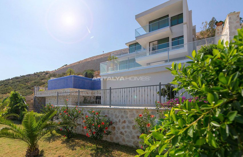 4+1 Sheltered Kalkan Villa Overlooking Bay and Islands 7