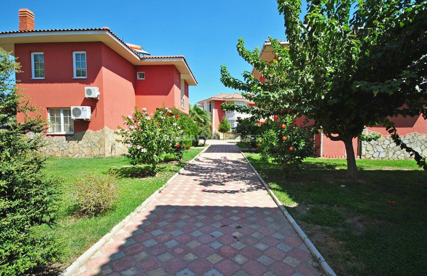 Çamyuva’da Ortak Havuzlu ve Bahçeli Müstakil Villa 11