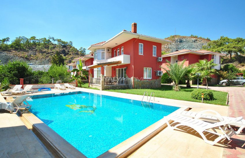 Çamyuva’da Ortak Havuzlu ve Bahçeli Müstakil Villa 3