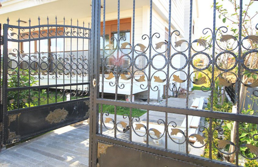 Lara'da Satılık Dubleks Daireler 13