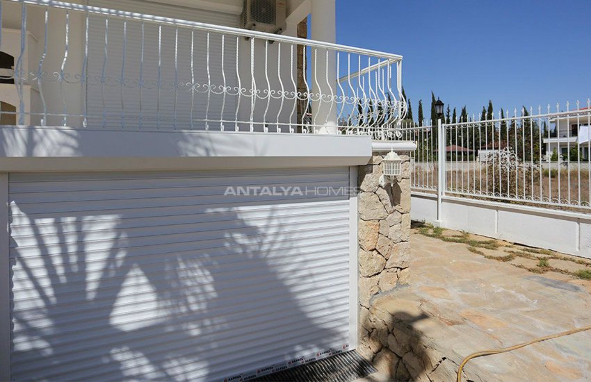 منزل حجري محاط بغابات الصنوبر الأحمر في أنطاليا دوشمالتي 15