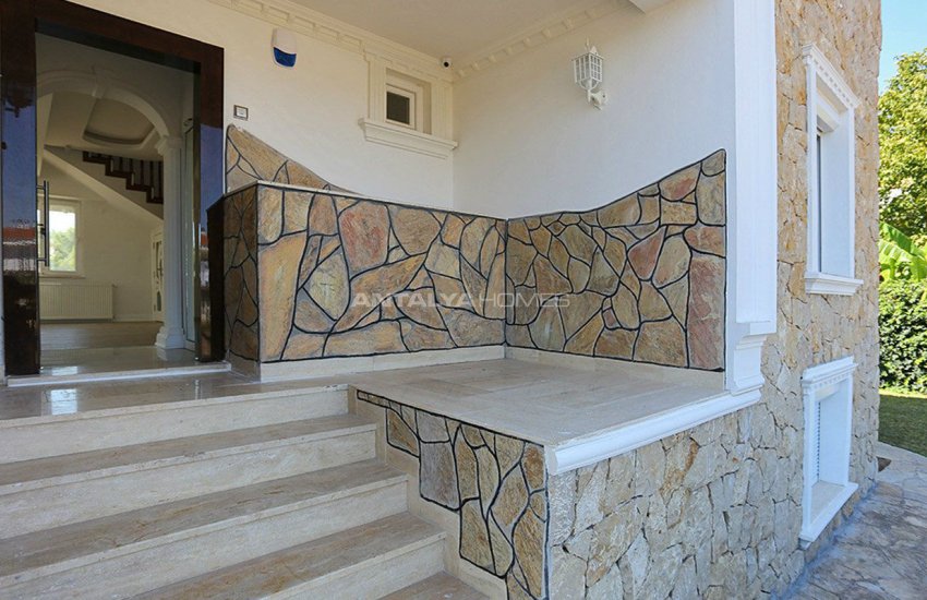 منزل حجري محاط بغابات الصنوبر الأحمر في أنطاليا دوشمالتي 18