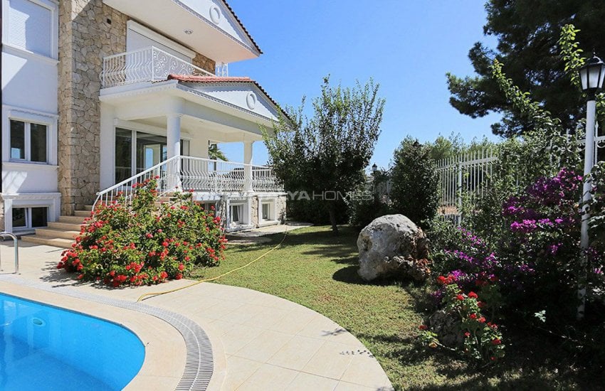 منزل حجري محاط بغابات الصنوبر الأحمر في أنطاليا دوشمالتي 6