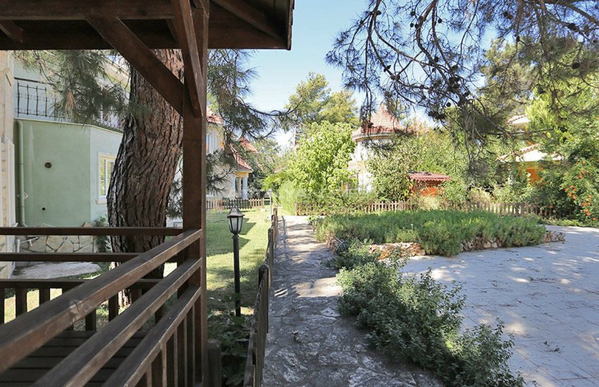 Detacted Villas with Private Garden and Car Parks in Antalya 11