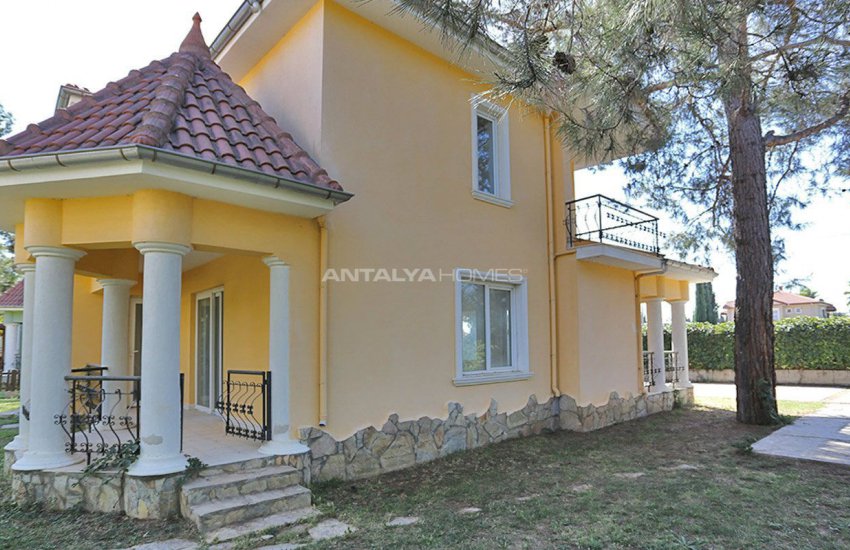 Detacted Villas with Private Garden and Car Parks in Antalya 5