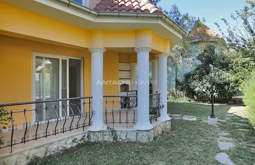 Detacted Villas with Private Garden and Car Parks in Antalya 6