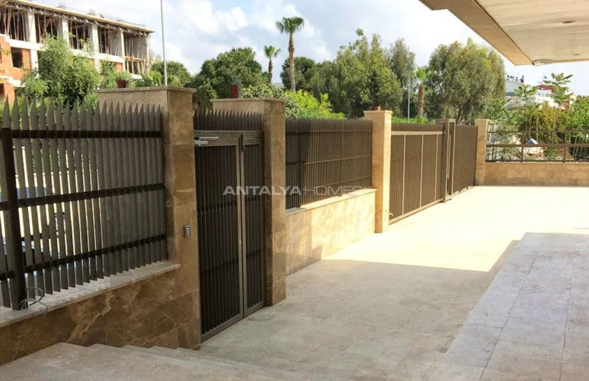 Sea View Villa 150 Mt to the Beach in Antalya 7