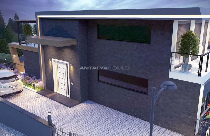 Luxury Central Villas with Sea and Castle Views in Alanya 9