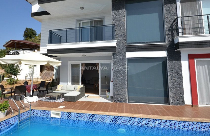 ویلای تریپلکس با چشم انداز با شکوه از دریا و قلعه در آلانیا 3