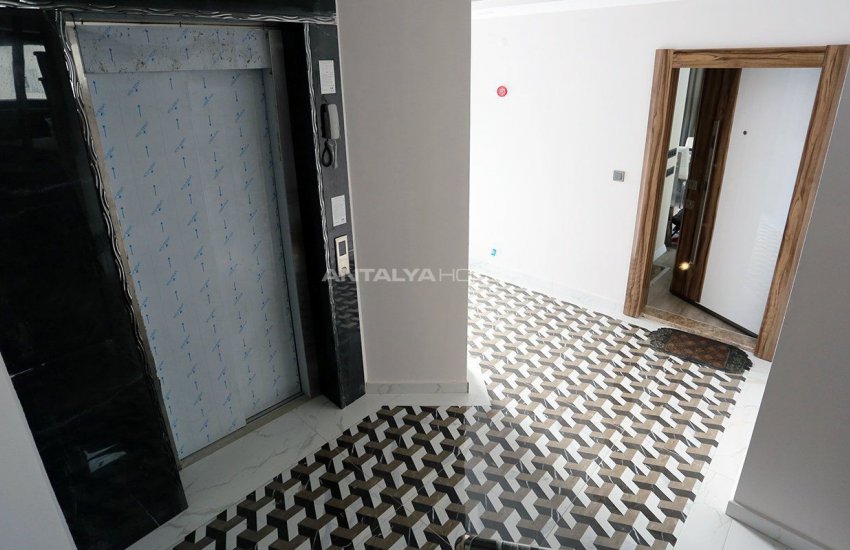 Güzeloba’da Tüm Olanaklara Yakın Kaliteli Daireler 6