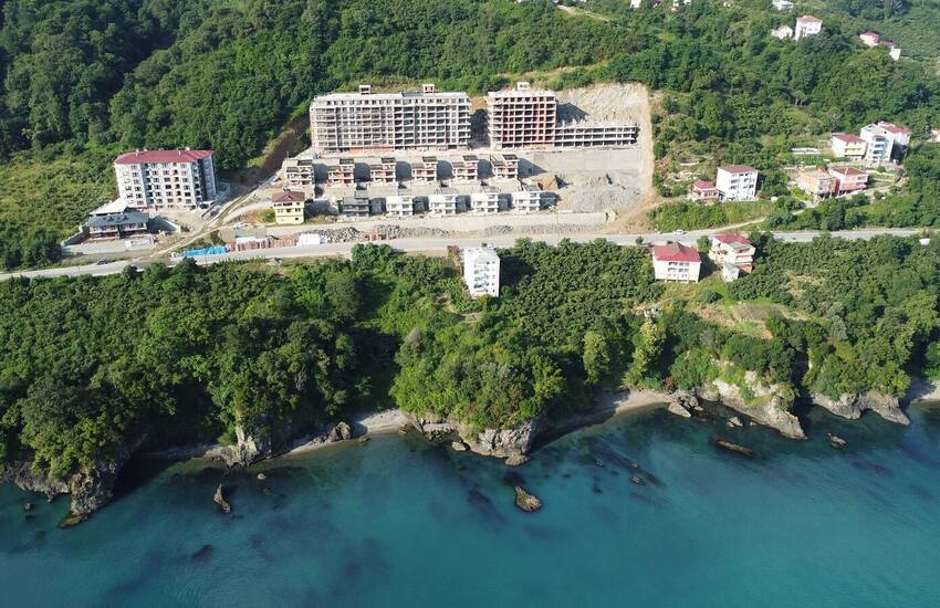 Nieuwe Woningen Met Horizontale Architectuur In Trabzon 0