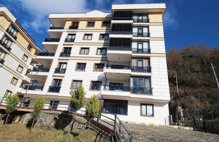Resale Apartment with Furniture Close to the Sea in Trabzon 0