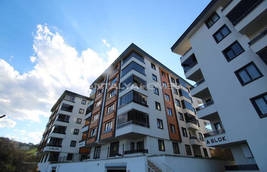 Zentral Gelegene Wohnungen Mit Meerblick In Trabzon Bostanci 1