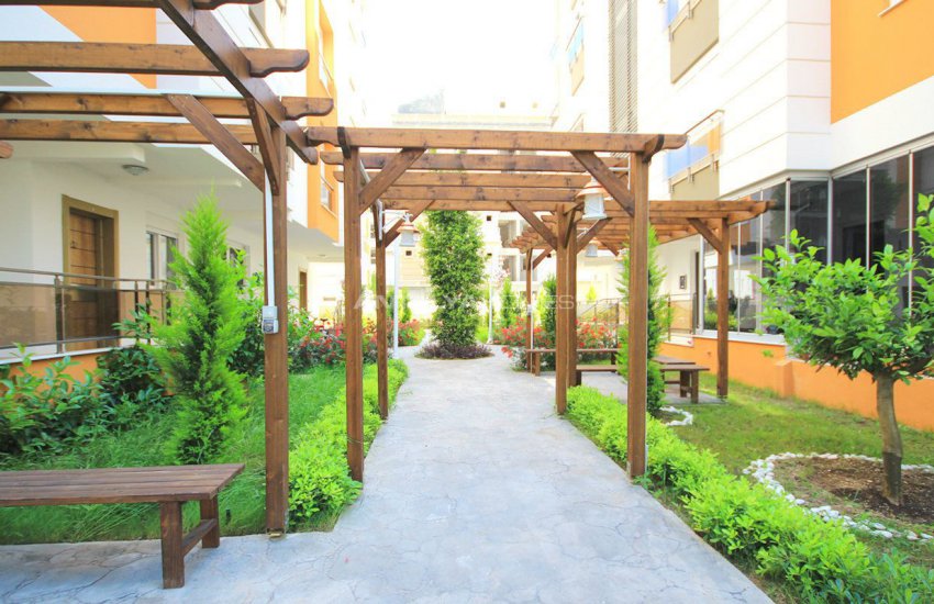 Via Life Residence 1