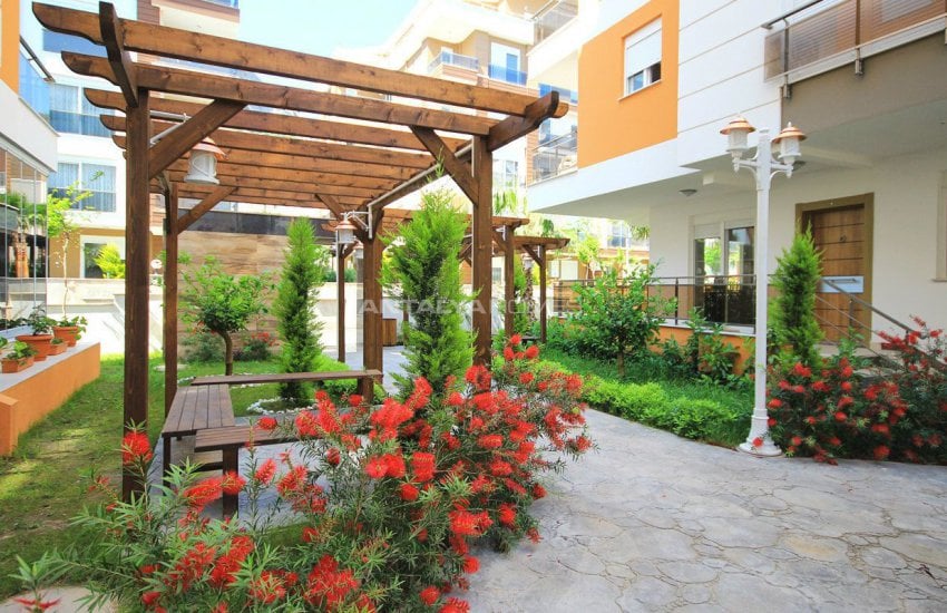 Via Life Residence 8