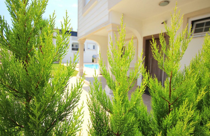 ویلا برای فروش در قدریه 13