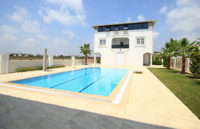 ویلا برای فروش در قدریه 9