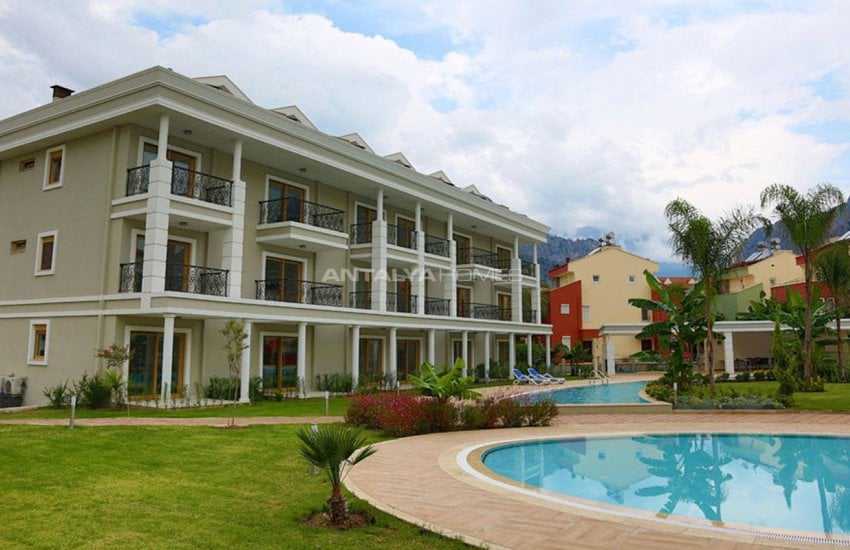 Kemer'de Zengin Sosyal Tesisli Site İçinde Satılık Daireler 2