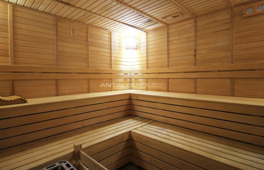 Waterfall Residence 13