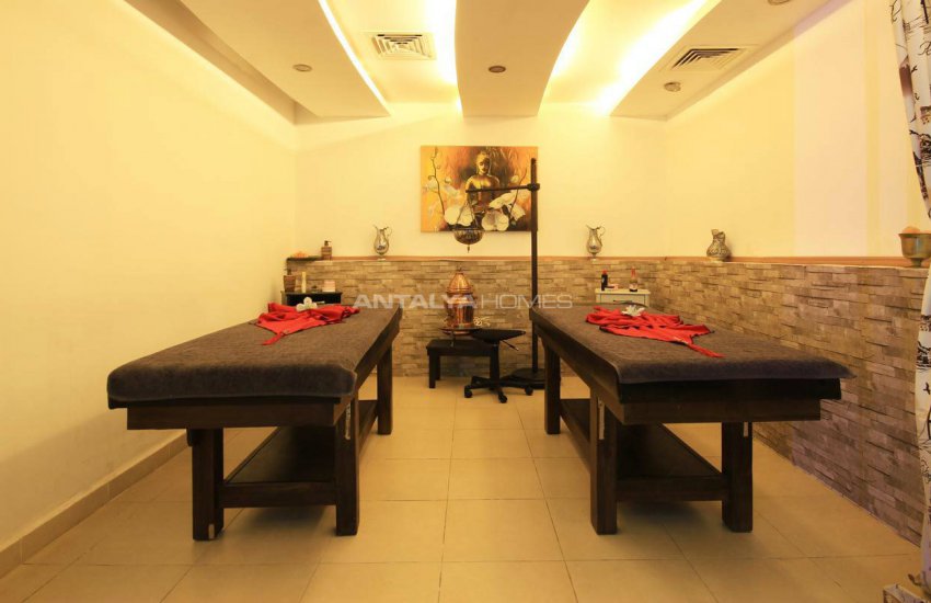 Waterfall Residence 15