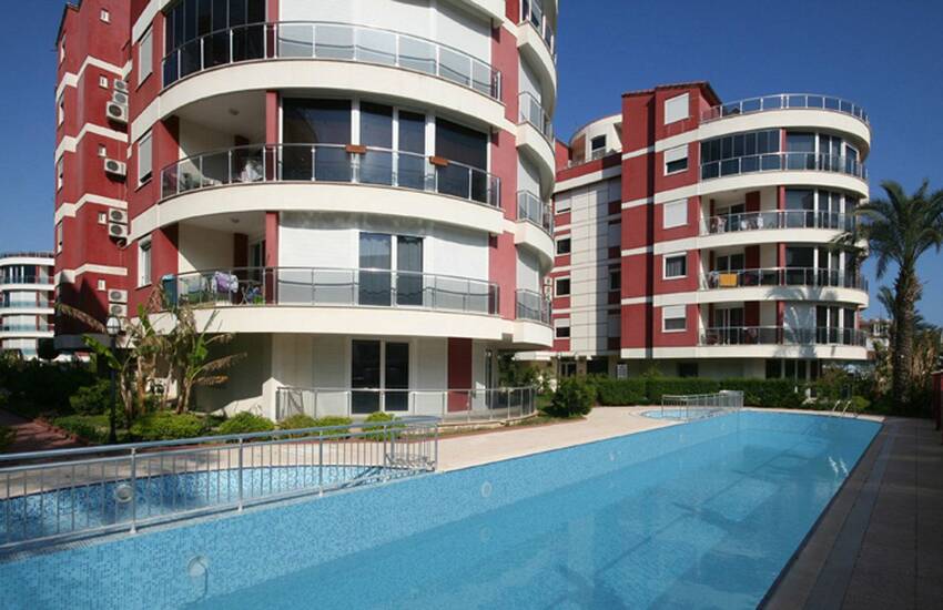 Immobilier Moderne Vue Sur Montagne En Turquie Antalya