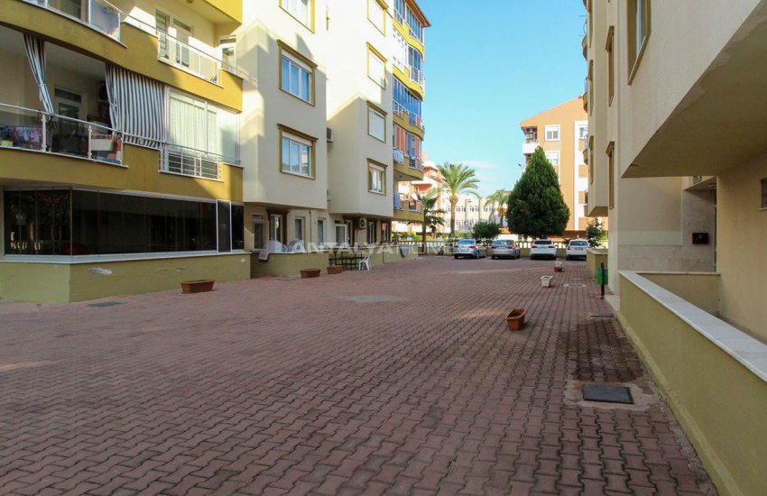 Cozy Apartments Close to Social Facilities in Lara Antalya 4