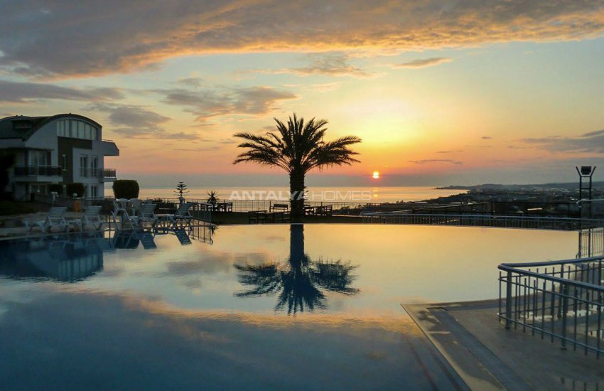 Spacious Real Estate in Alanya with Sea and Nature View 13