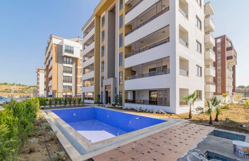 Brand New Apartments with Separate Kitchens in Nilufer