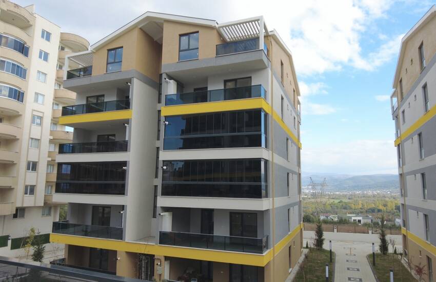 Ready to Move Apartment in a Central Location of Bursa 1