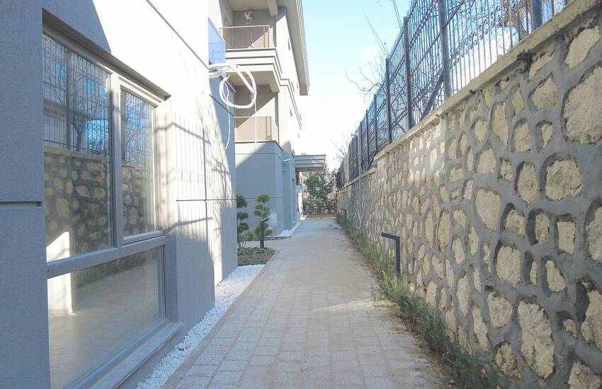 New Apartments Within a Secure Complex in Nilufer, Bursa 0