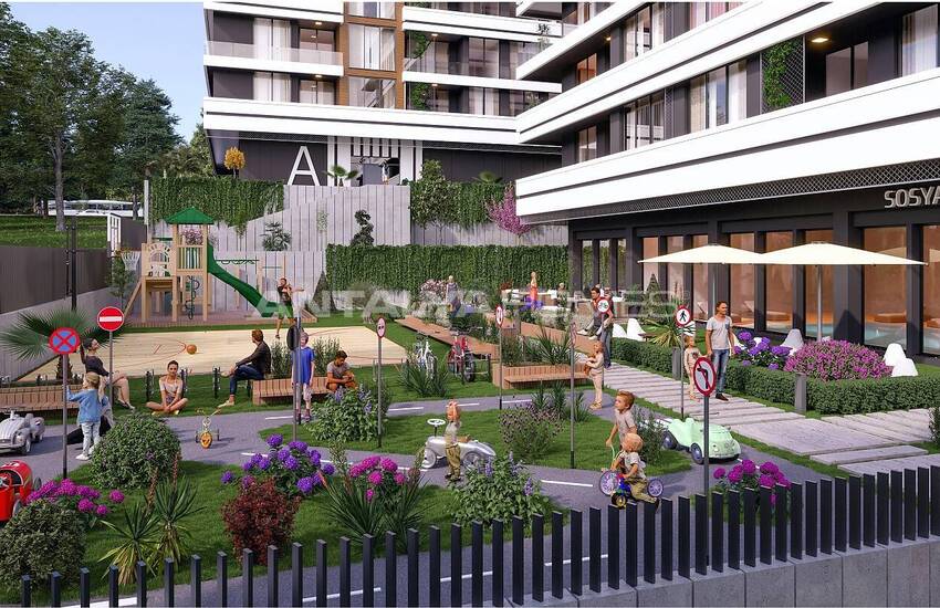 Spacious Real Estate with Indoor Pool in Bursa Nilüfer