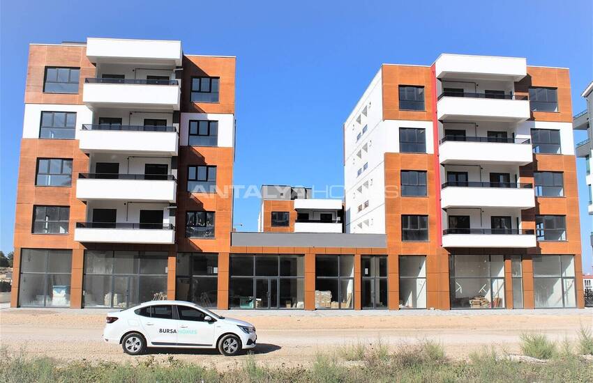 Appartementen In Een Complex Met Zwembad En Beveiliging In Bursa