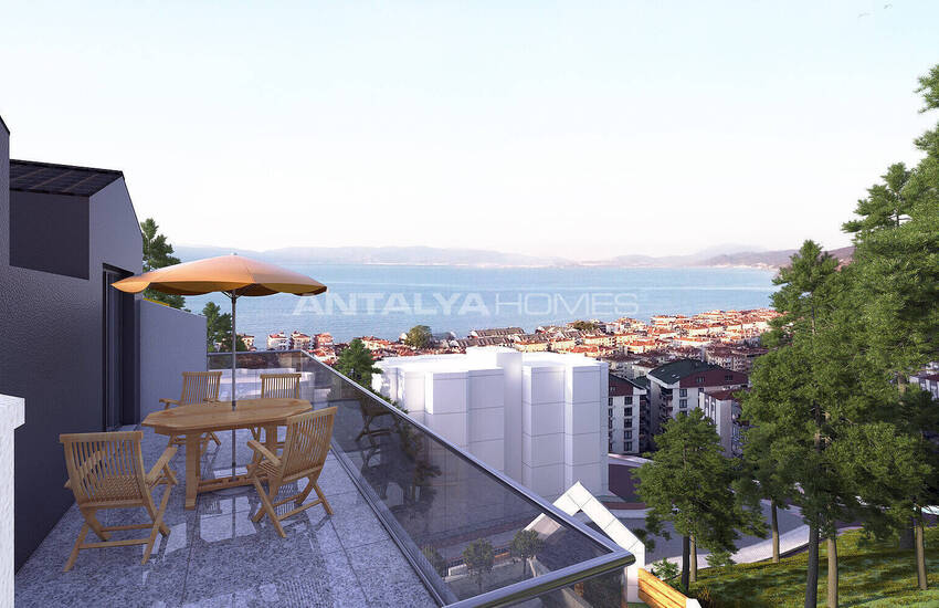 Well-located Flats with Communal Swimming Pool in Bursa Mudanya