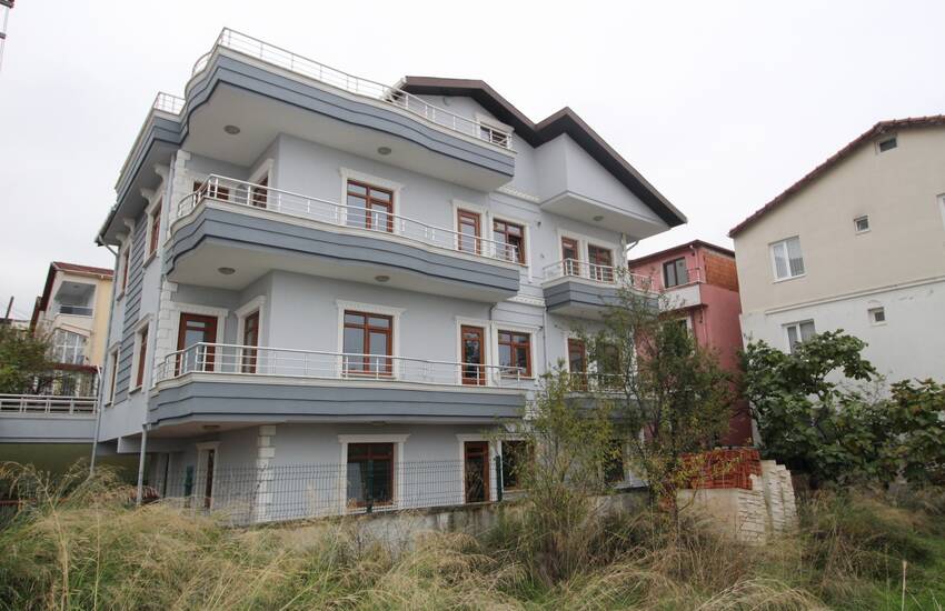 Ready to Move Entire Apartment Building for Sale in Yalova 1