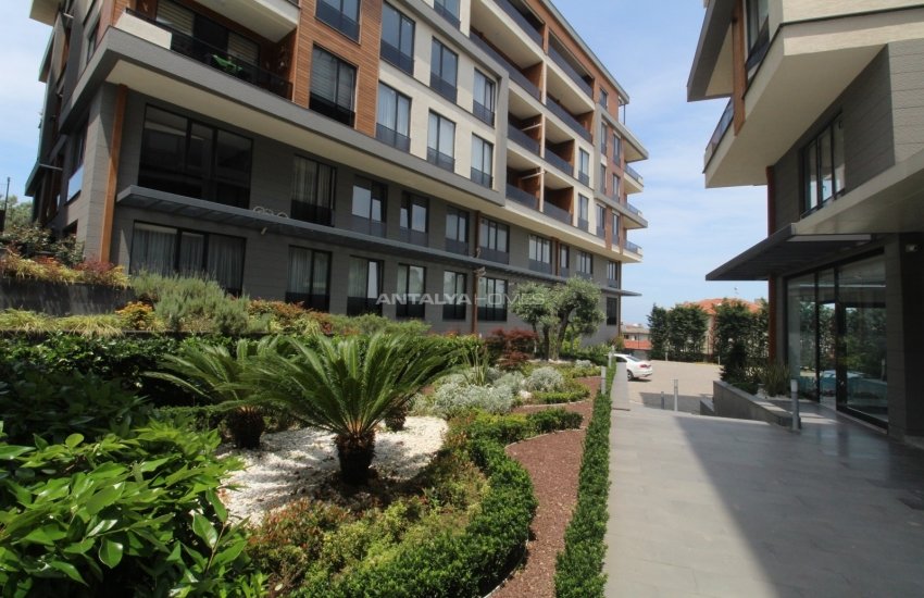 Ready to Move Luxury Real Estate with Sea Views in Yalova