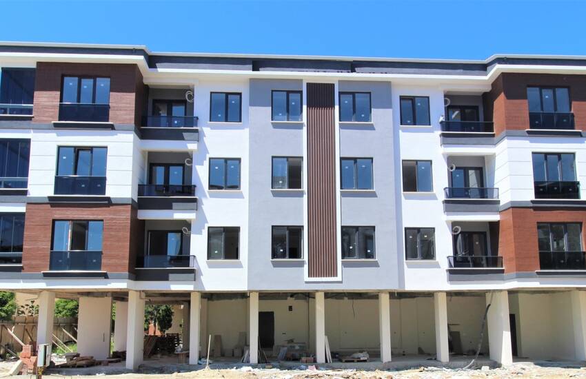 Well Located Modern 3+1 Apartments in Yalova Ciftlikkoy