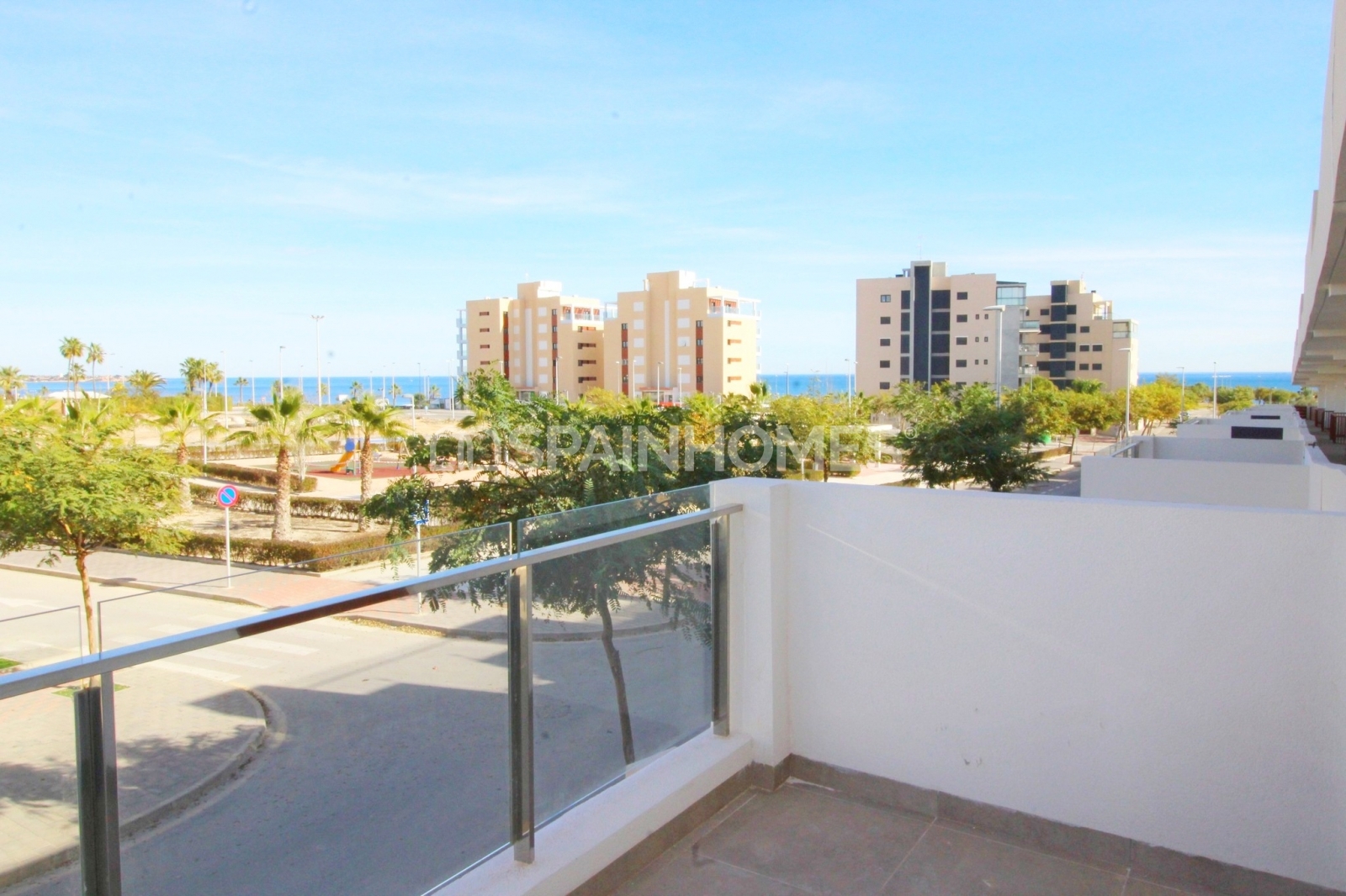 Apartment 400 m from the Beach in Mil Palmeras Spain