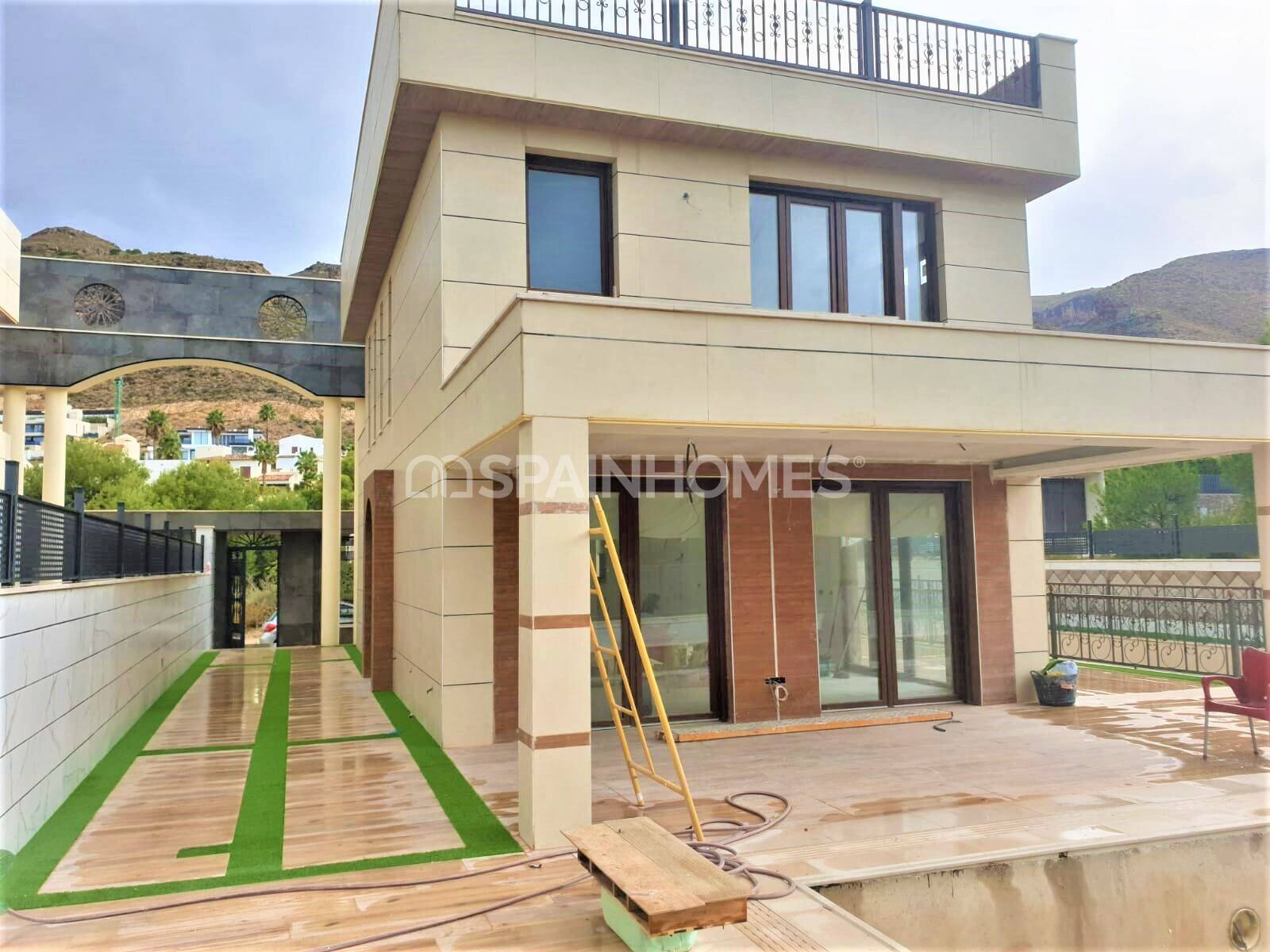 Luxury Houses with Sea Views for Sale in Finestrat Alicante