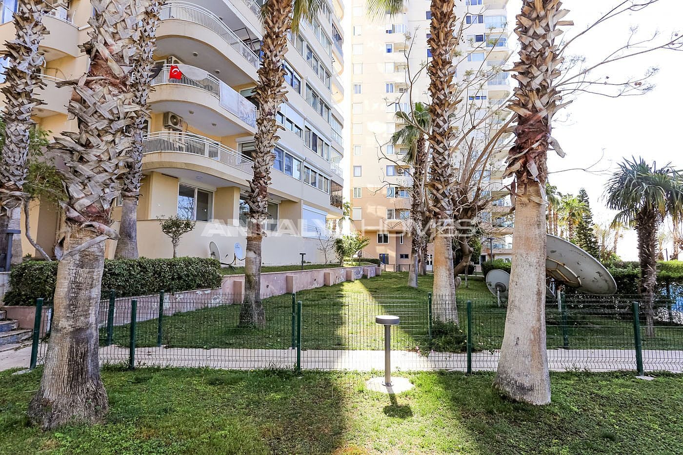 Sea View Apartment in Antalya Lara on the Central Location